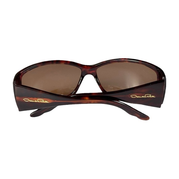 Oscar de la Renta wraparound shield style tortoise shell dark brown sunglasses - Picture 2 of 14